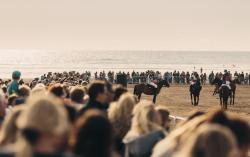 Polo-on-the-Beach 2013-Sunday-19-May-crowds-and-polo-atmosphere Polo-atmosphere-POTB13-Sun19-10